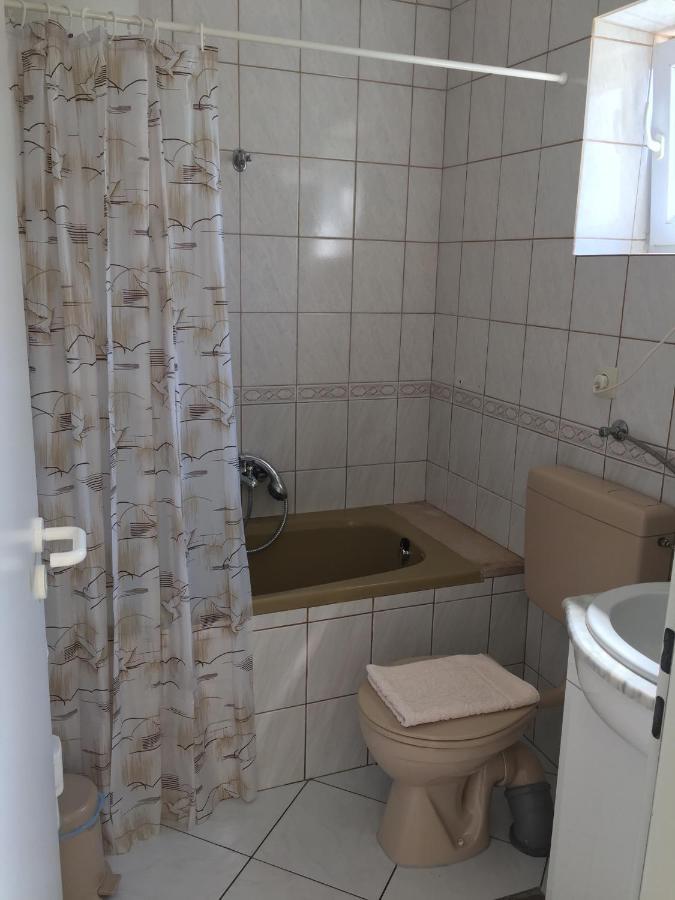 Villa Berlin Bol Exteriér fotografie